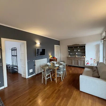 Apartmán Casa Valeria - A Due Passi Dal Traghetto Cernobbio