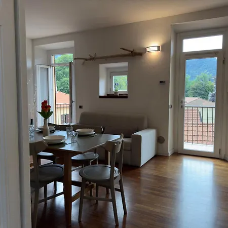 شقة Casa Valeria - A Due Passi Dal Traghetto تْشيرنوبيو