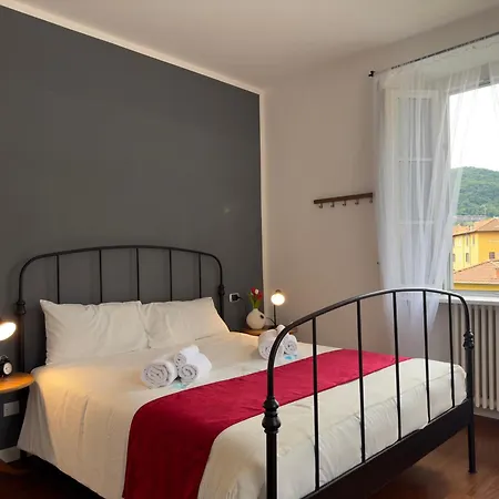Casa Valeria - A Due Passi Dal Traghetto Apartmán